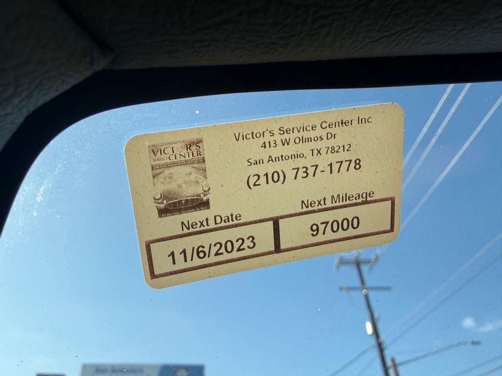 1990 Jaguar XJ Image 32