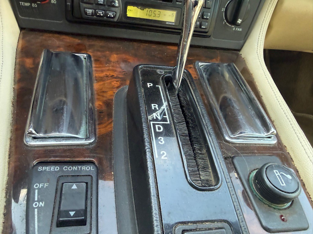 1996 Jaguar XJ Image 22