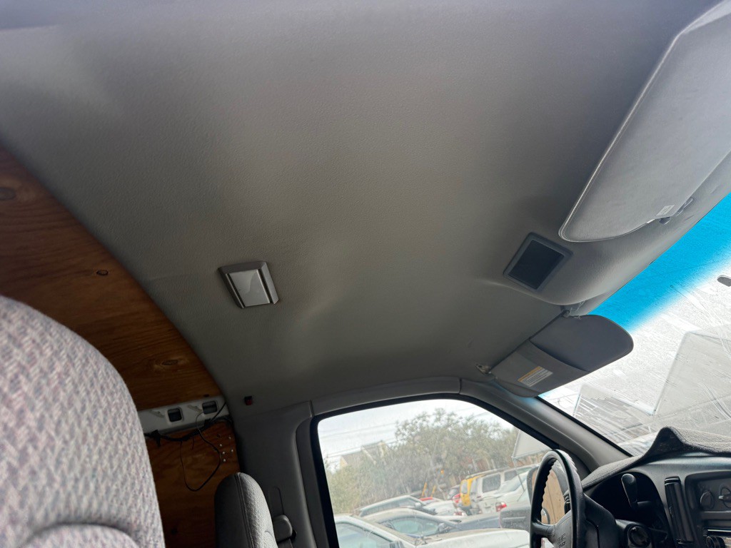 1996 GMC Savana Image 13