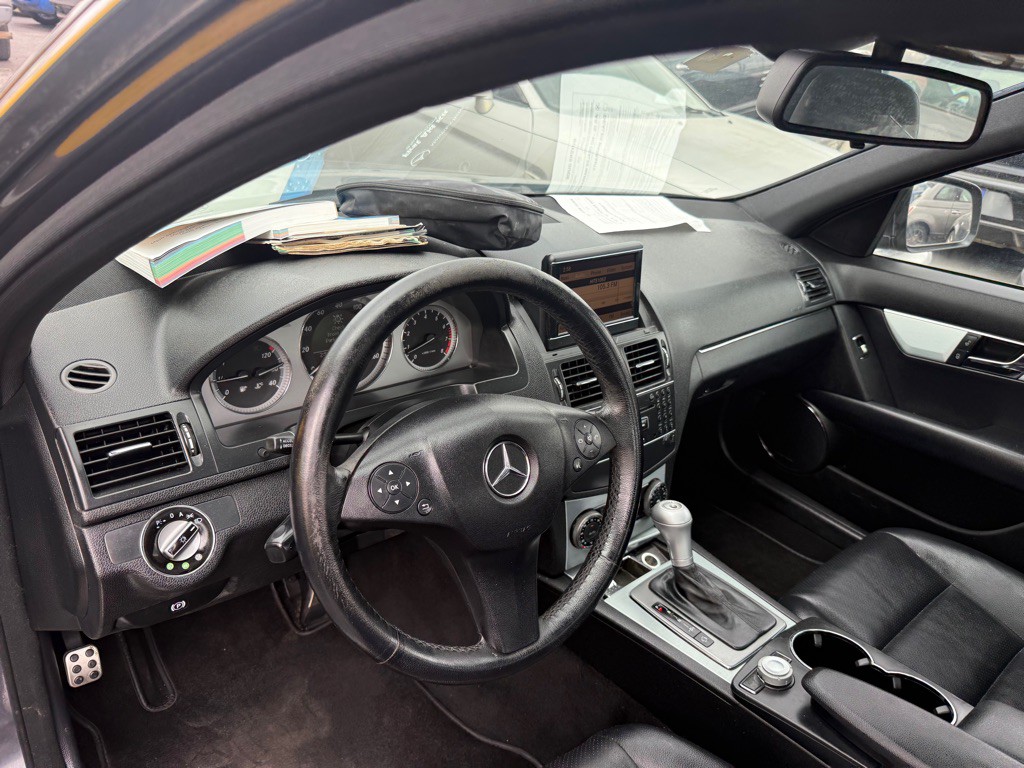 2008 Mercedes-Benz C-Class Image 7