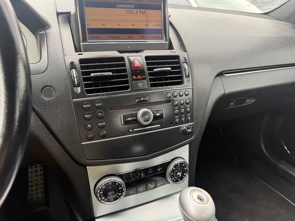 2008 Mercedes-Benz C-Class Image 24