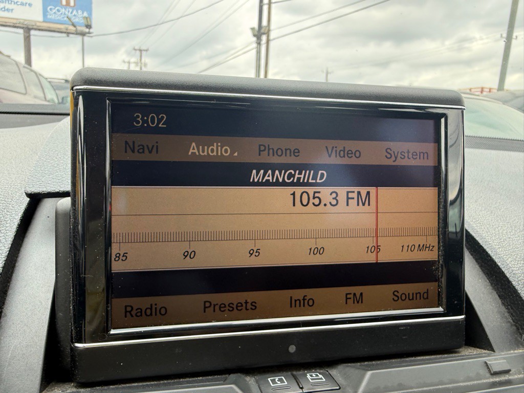 2008 Mercedes-Benz C-Class Image 25