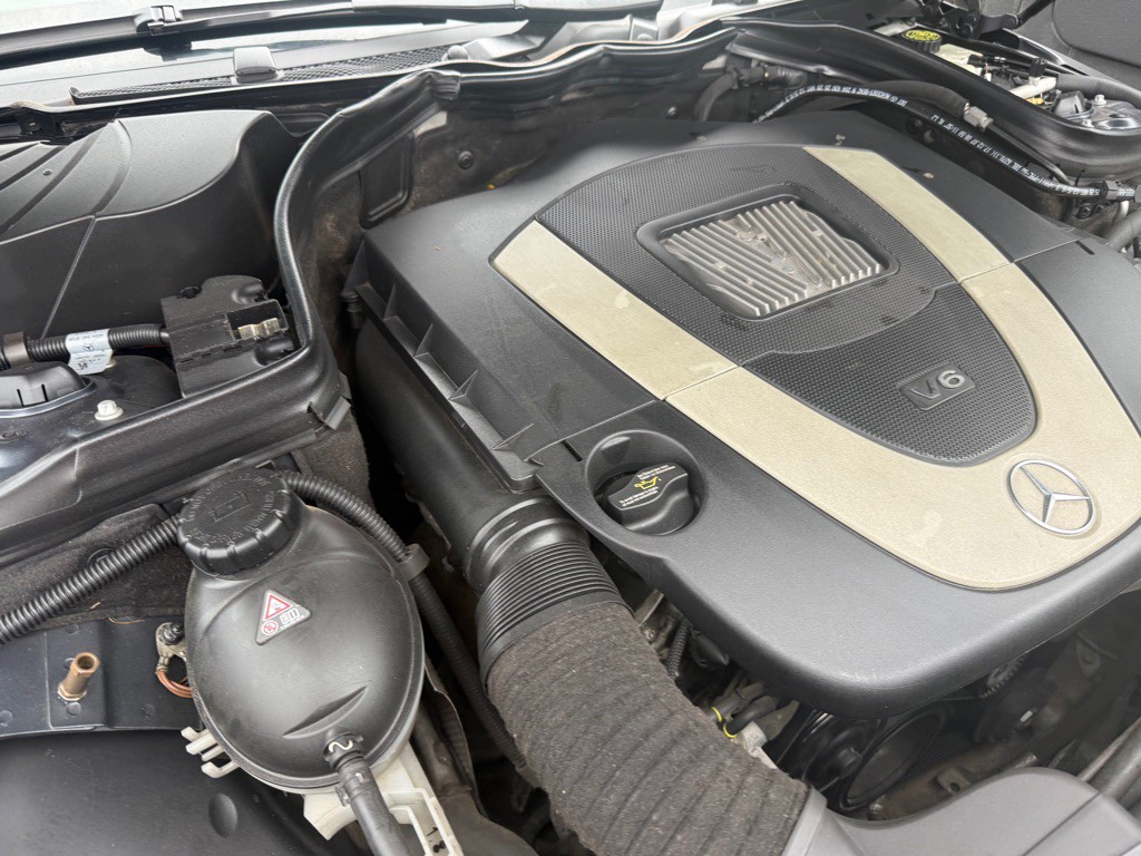 2008 Mercedes-Benz C-Class Image 35