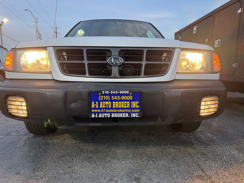 1999 Subaru Forester Image 6