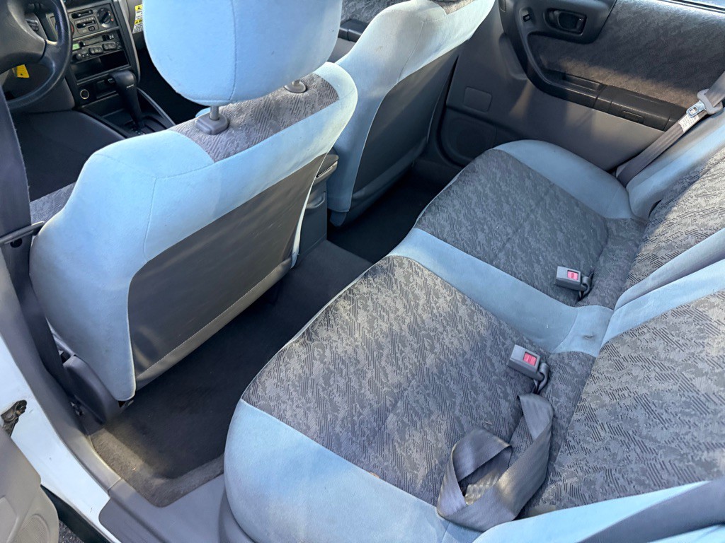 1999 Subaru Forester Image 8