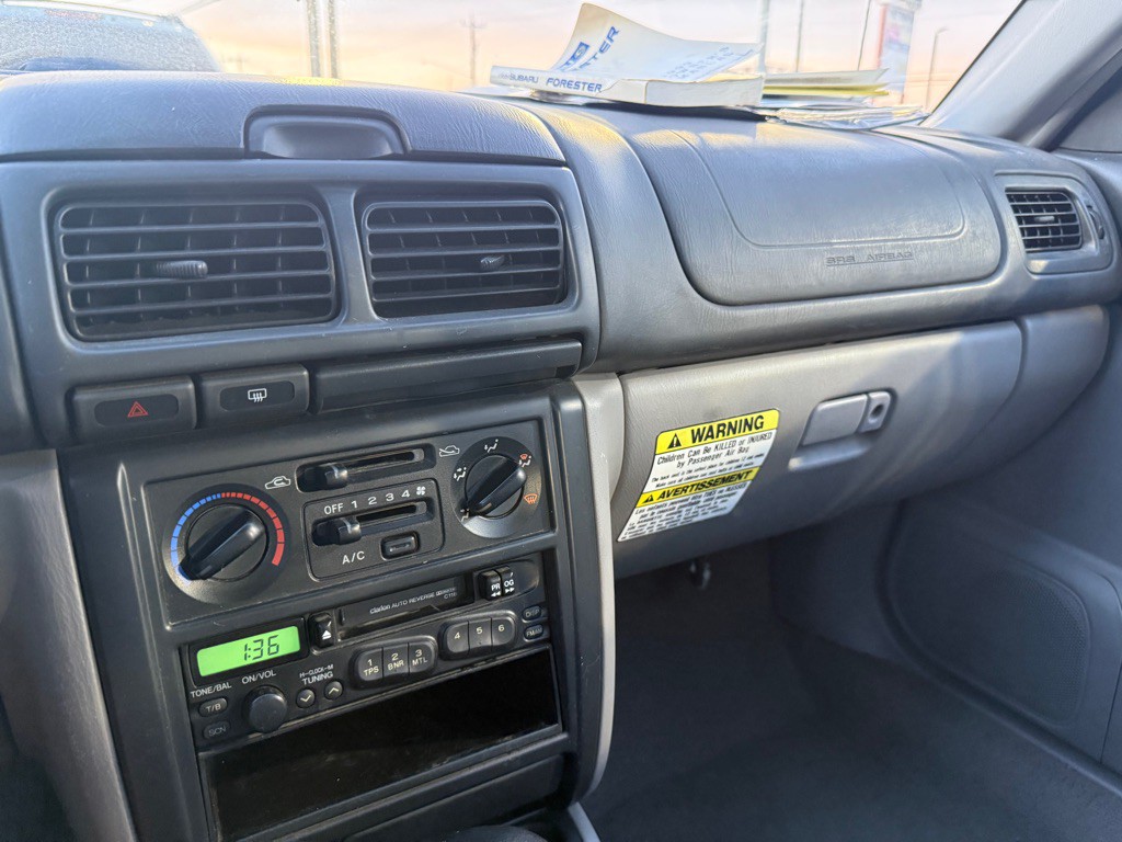 1999 Subaru Forester Image 21