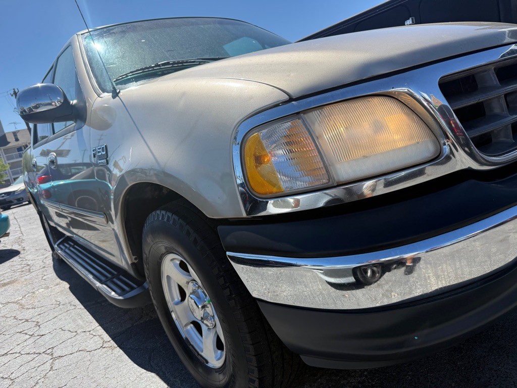 2001 Ford F-150 Image 5