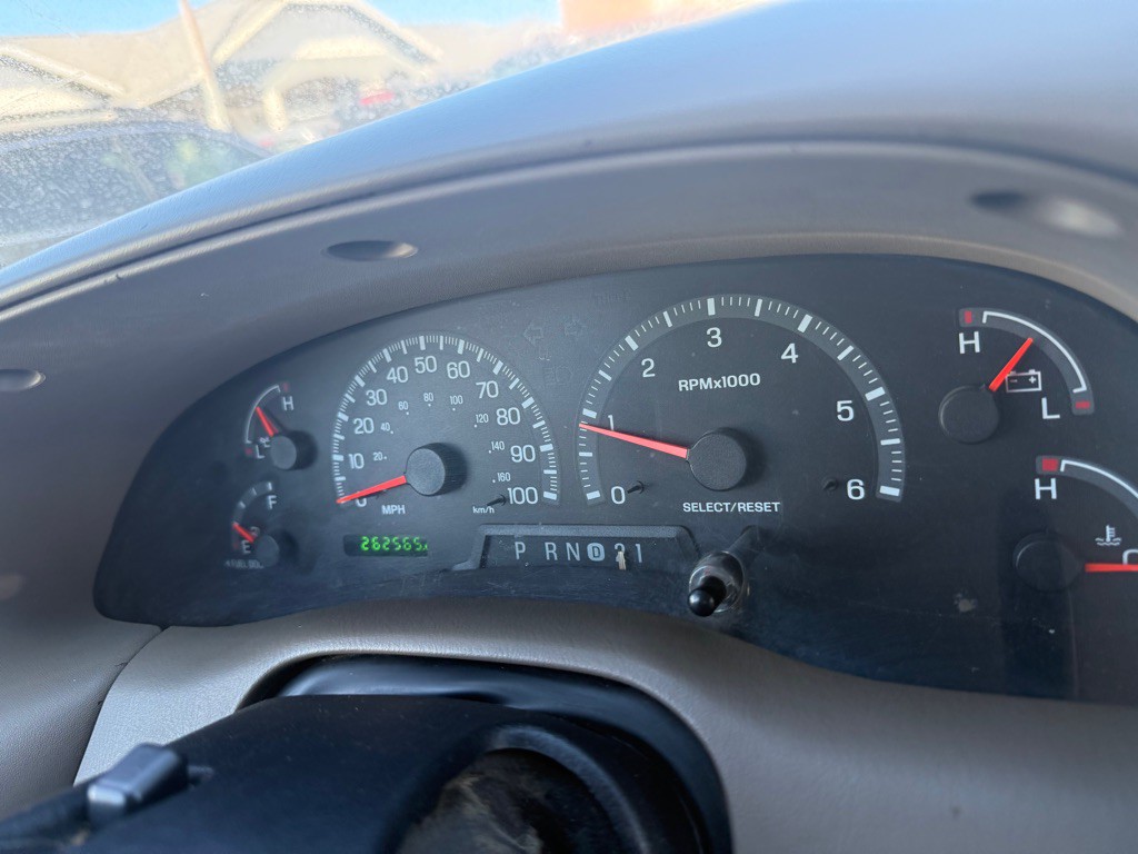 2001 Ford F-150 Image 29