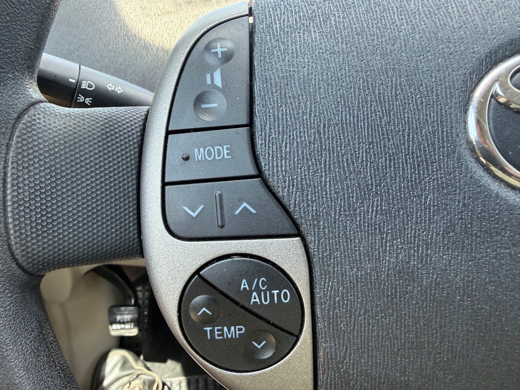 2009 Toyota Prius Image 32