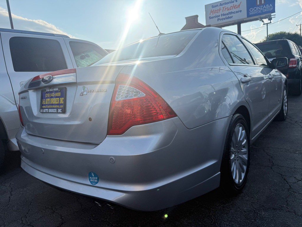 2011 Ford Fusion Image 4