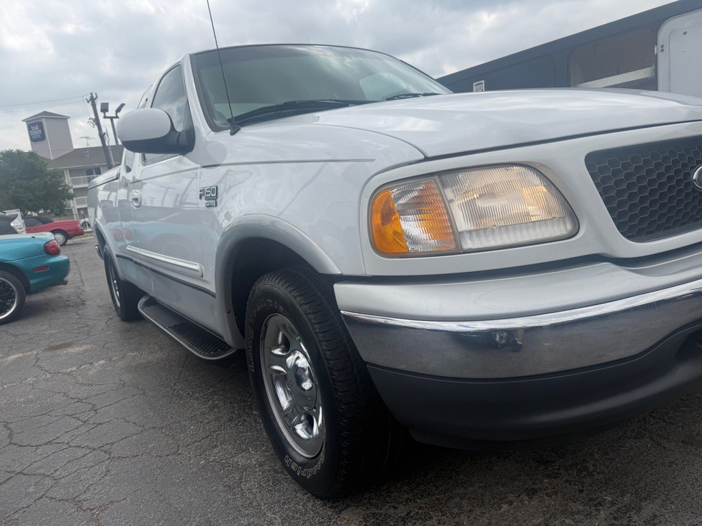 2000 Ford F-150 Image 5
