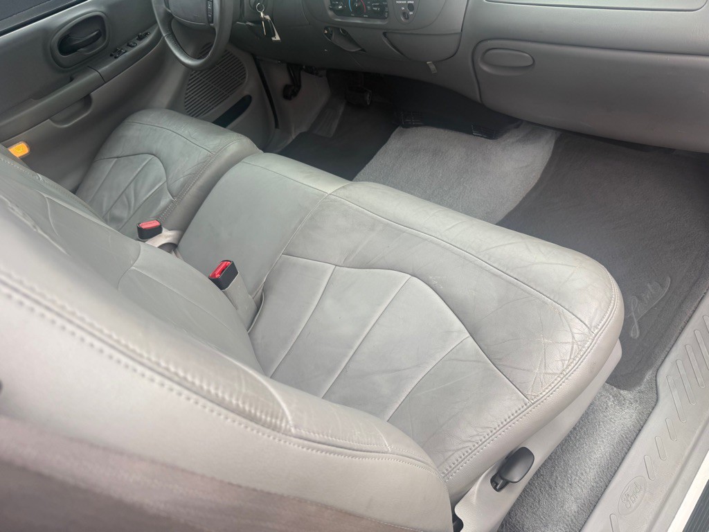 2000 Ford F-150 Image 14