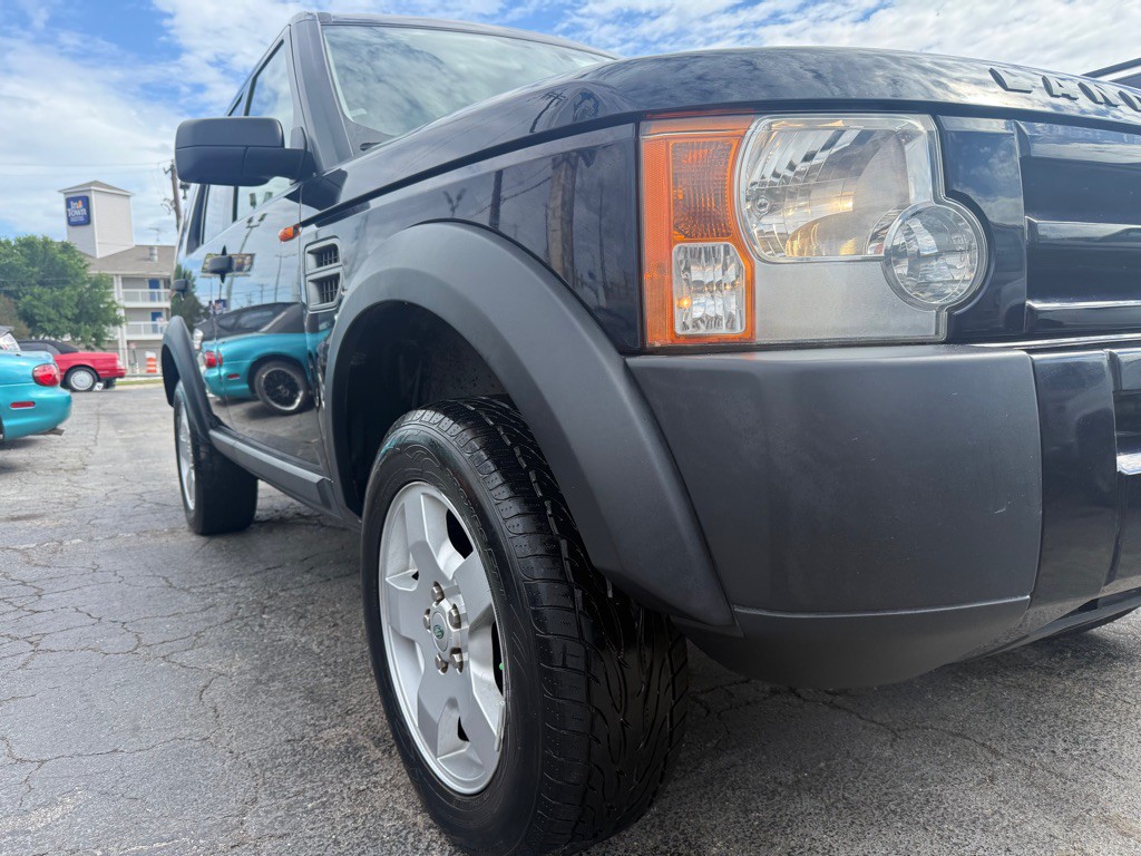 2005 Land Rover LR3 Image 5