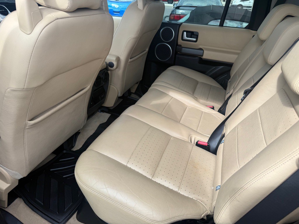2005 Land Rover LR3 Image 9
