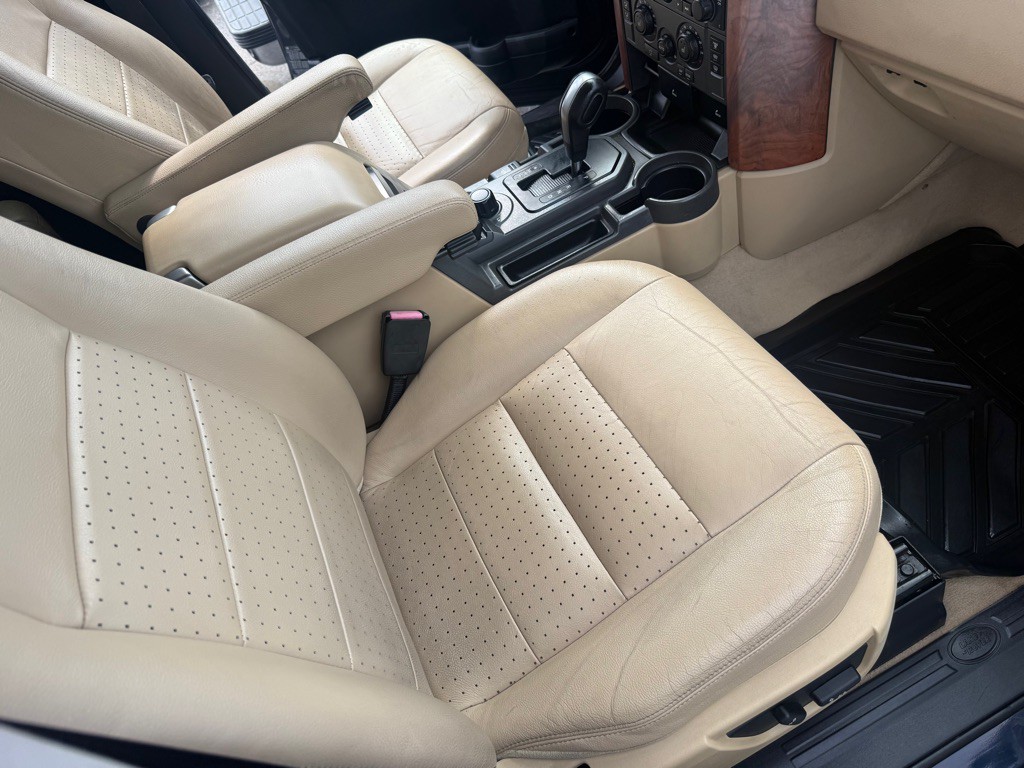 2005 Land Rover LR3 Image 14