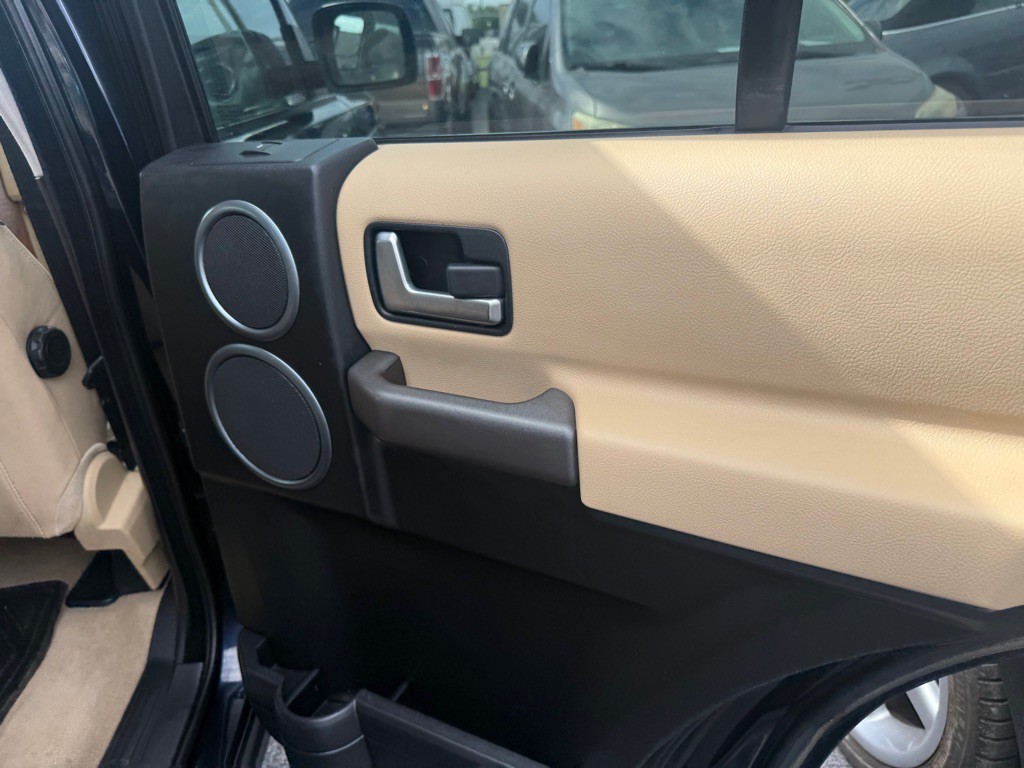 2005 Land Rover LR3 Image 18