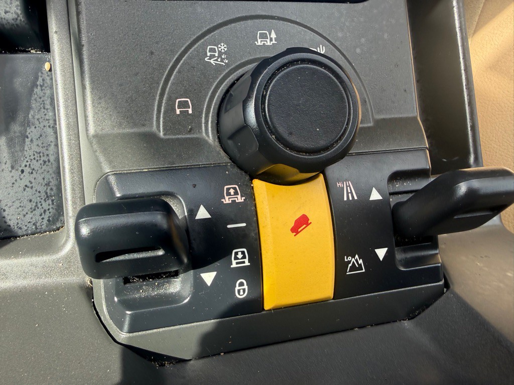 2005 Land Rover LR3 Image 28