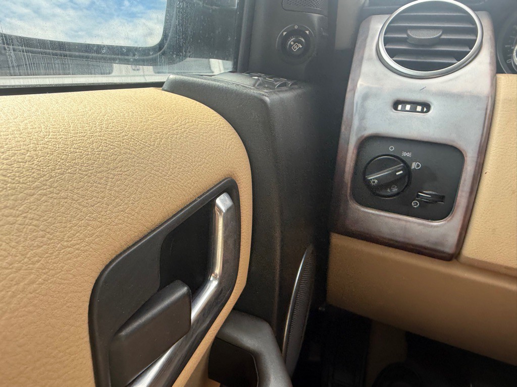 2005 Land Rover LR3 Image 65