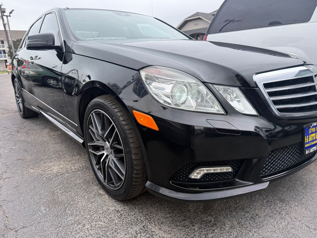 2011 Mercedes-Benz E-Class Image 5
