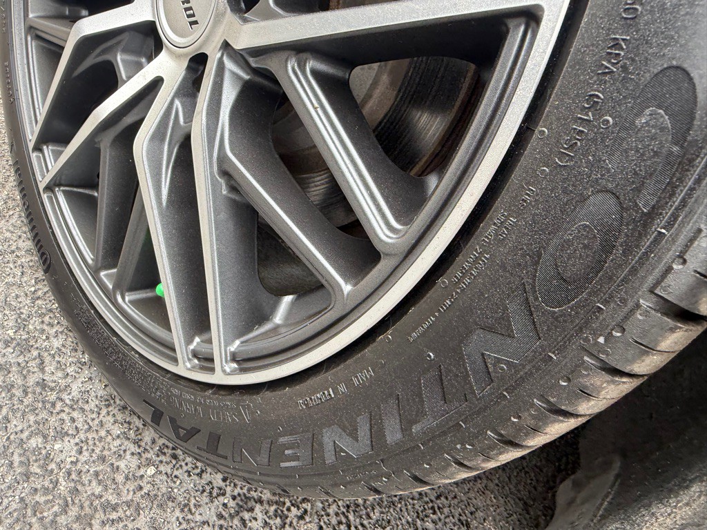 2011 Mercedes-Benz E-Class Image 25