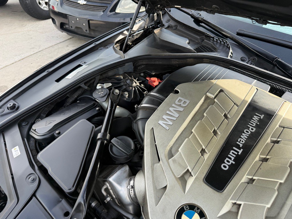 2011 BMW 5 Series Image 51