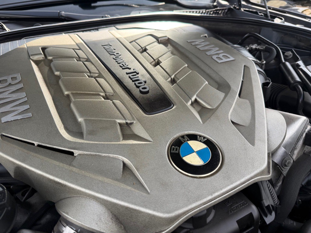 2011 BMW 5 Series Image 54