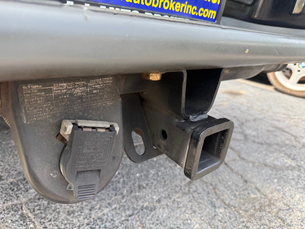 2005 Chevrolet Suburban Image 33