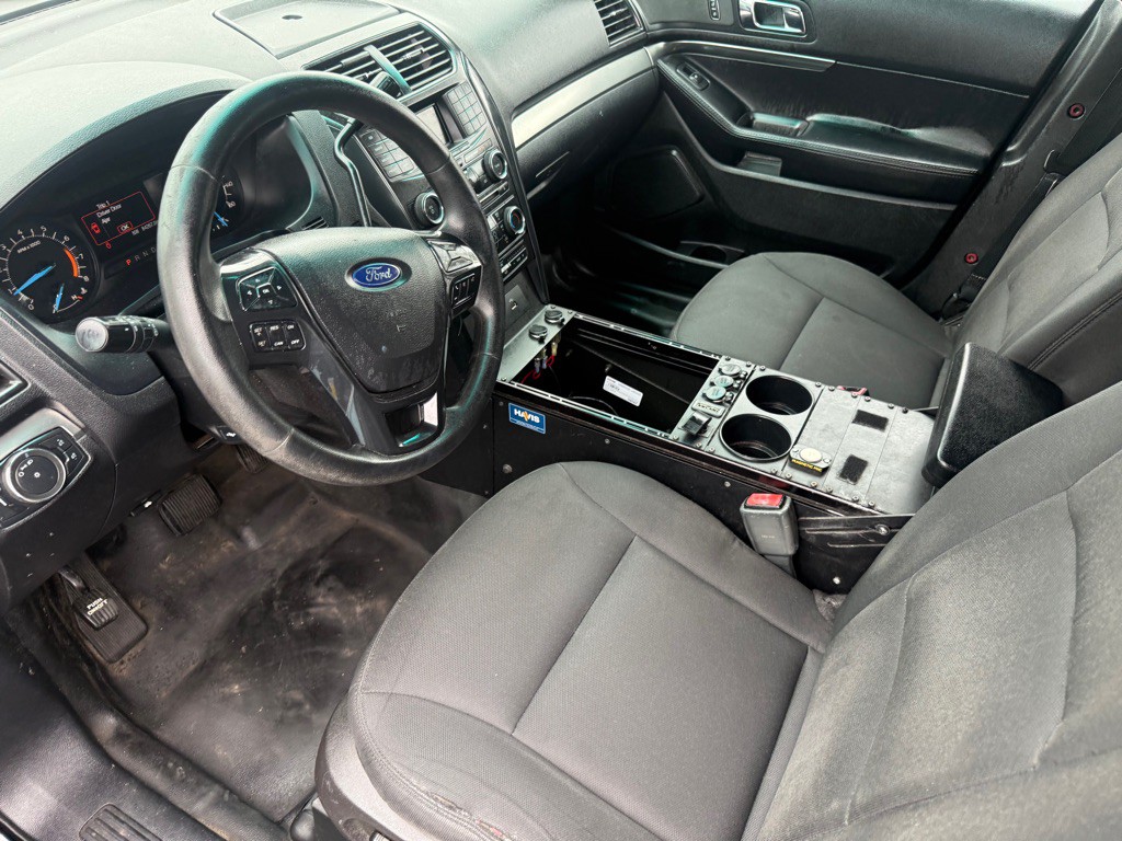 2017 Ford Explorer Image 7