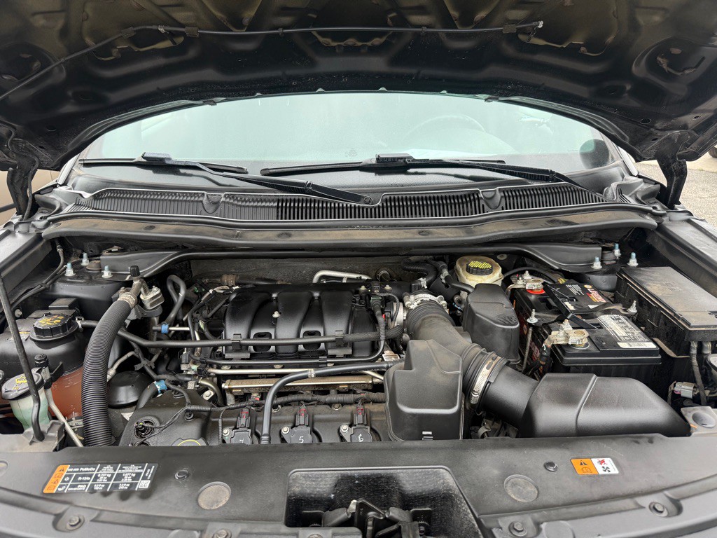 2017 Ford Explorer Image 32