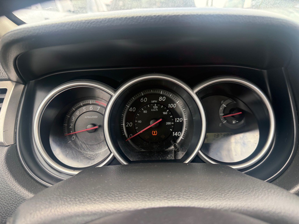 2010 Nissan Versa Image 23