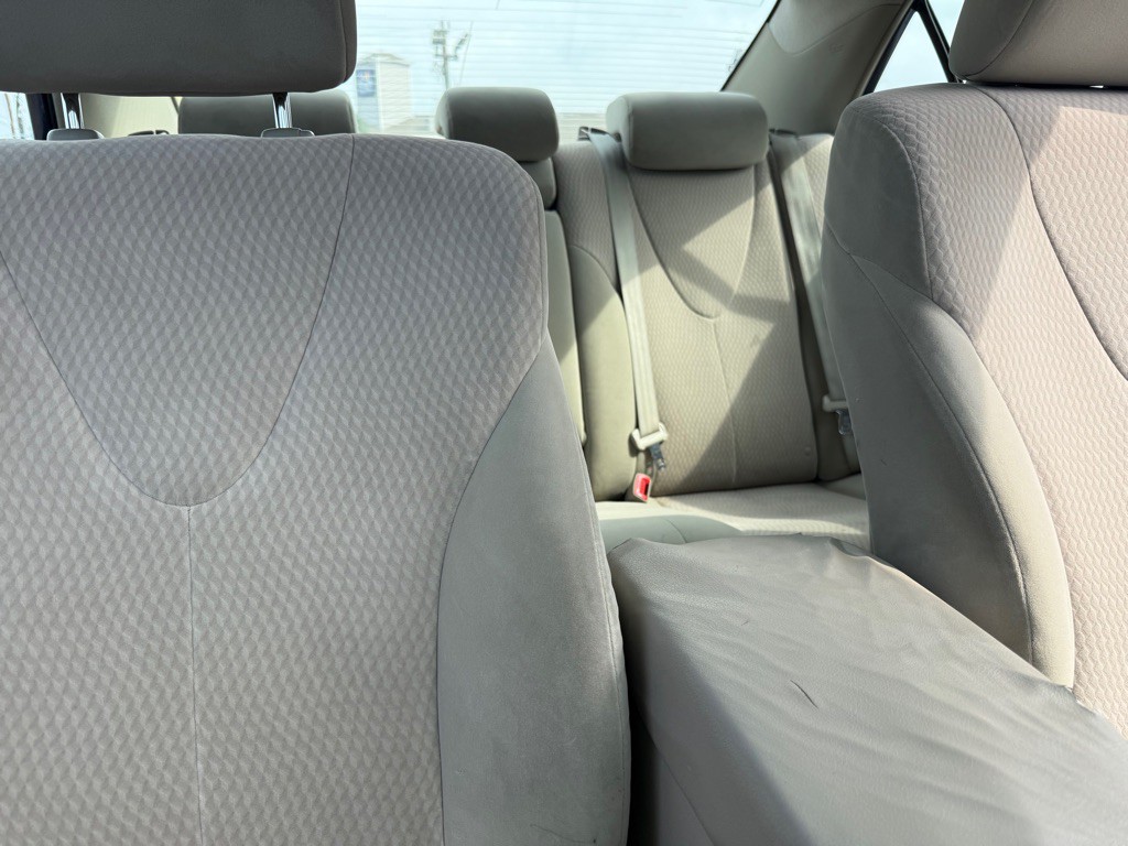 2011 Toyota Camry Image 14