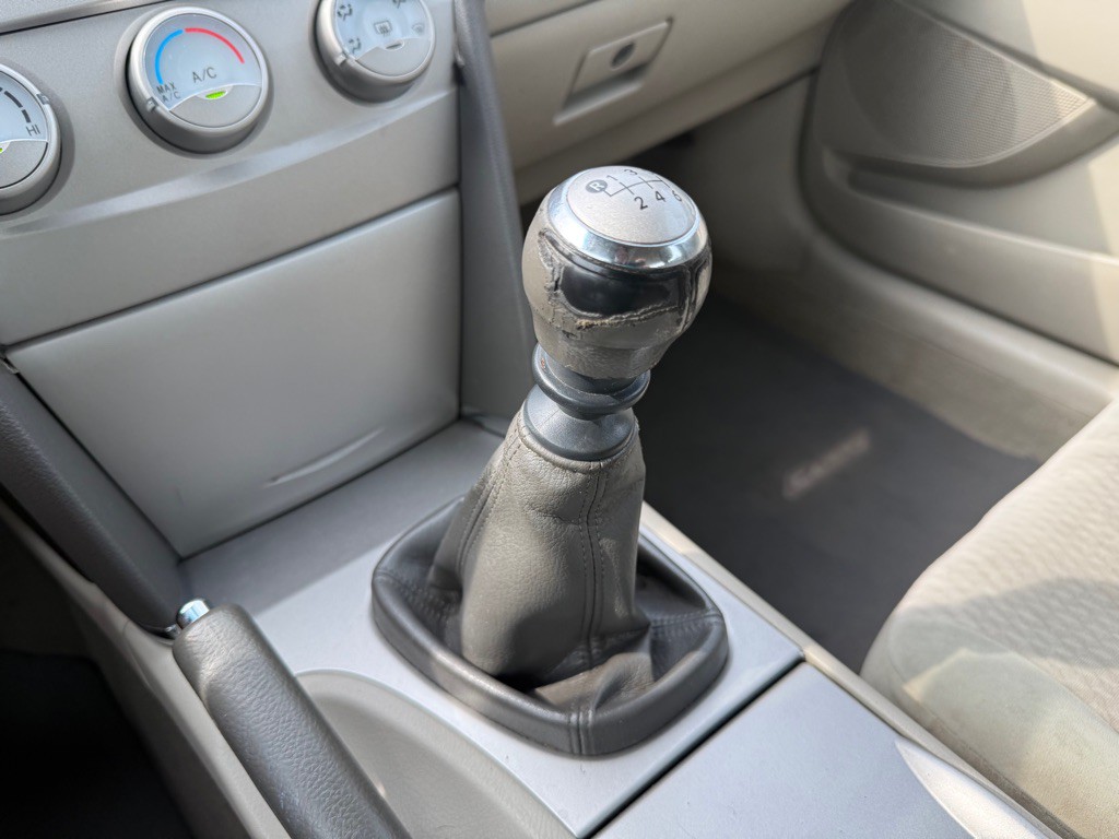 2011 Toyota Camry Image 19