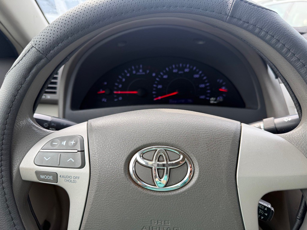 2011 Toyota Camry Image 21