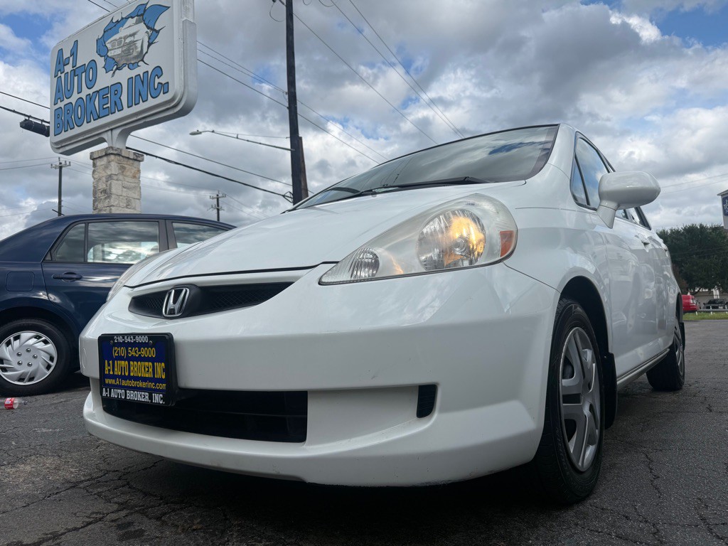 2007 Honda Fit Image 1
