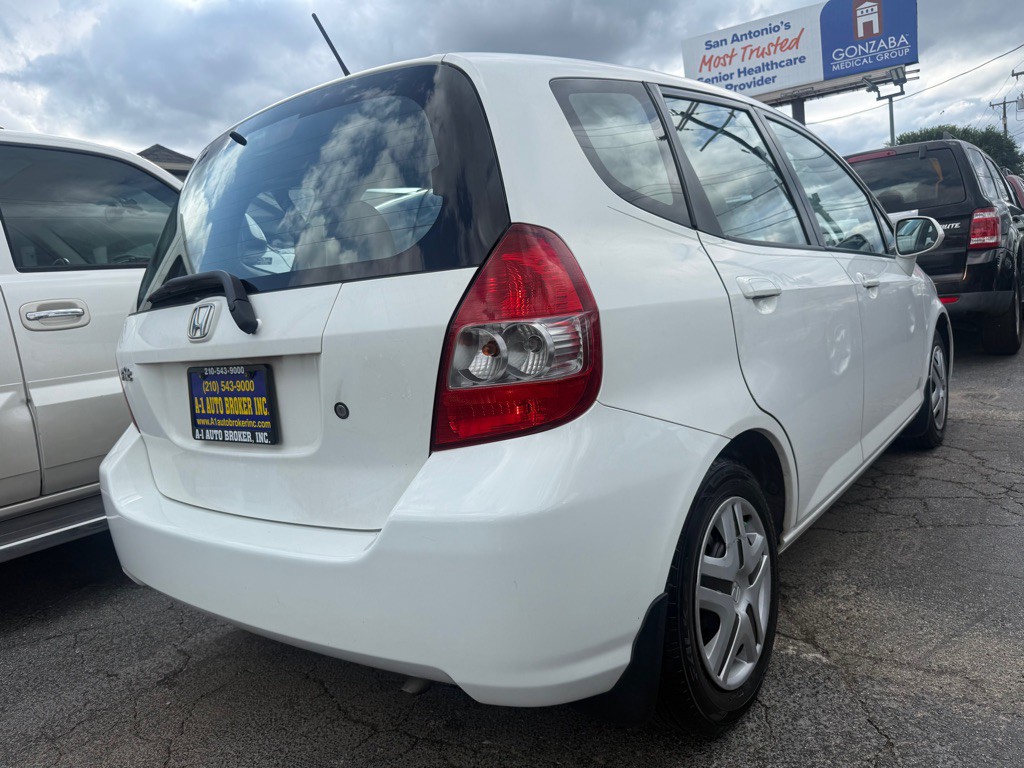 2007 Honda Fit Image 4