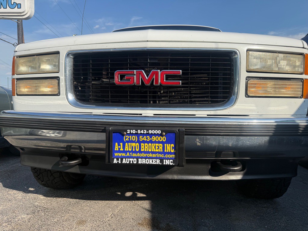 1997 GMC Yukon Image 7