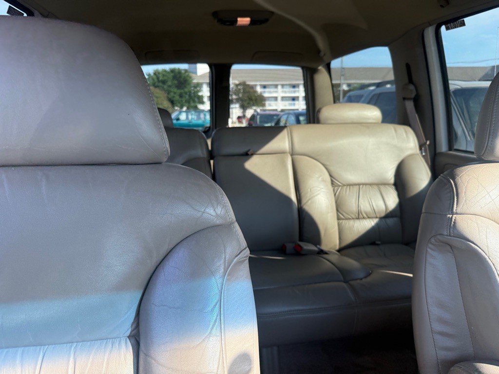 1997 GMC Yukon Image 17