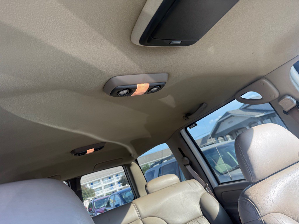 1997 GMC Yukon Image 18