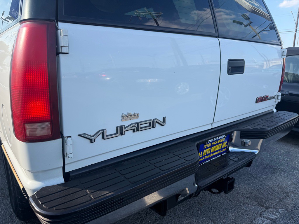 1997 GMC Yukon Image 23