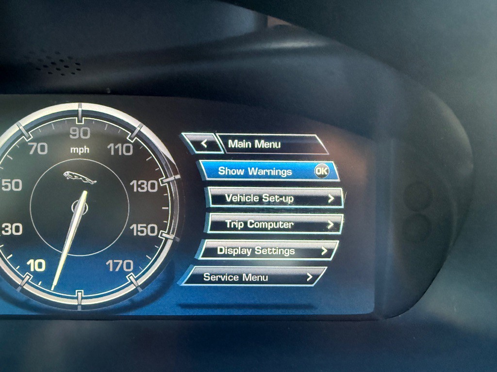 2014 Jaguar XJ Image 52