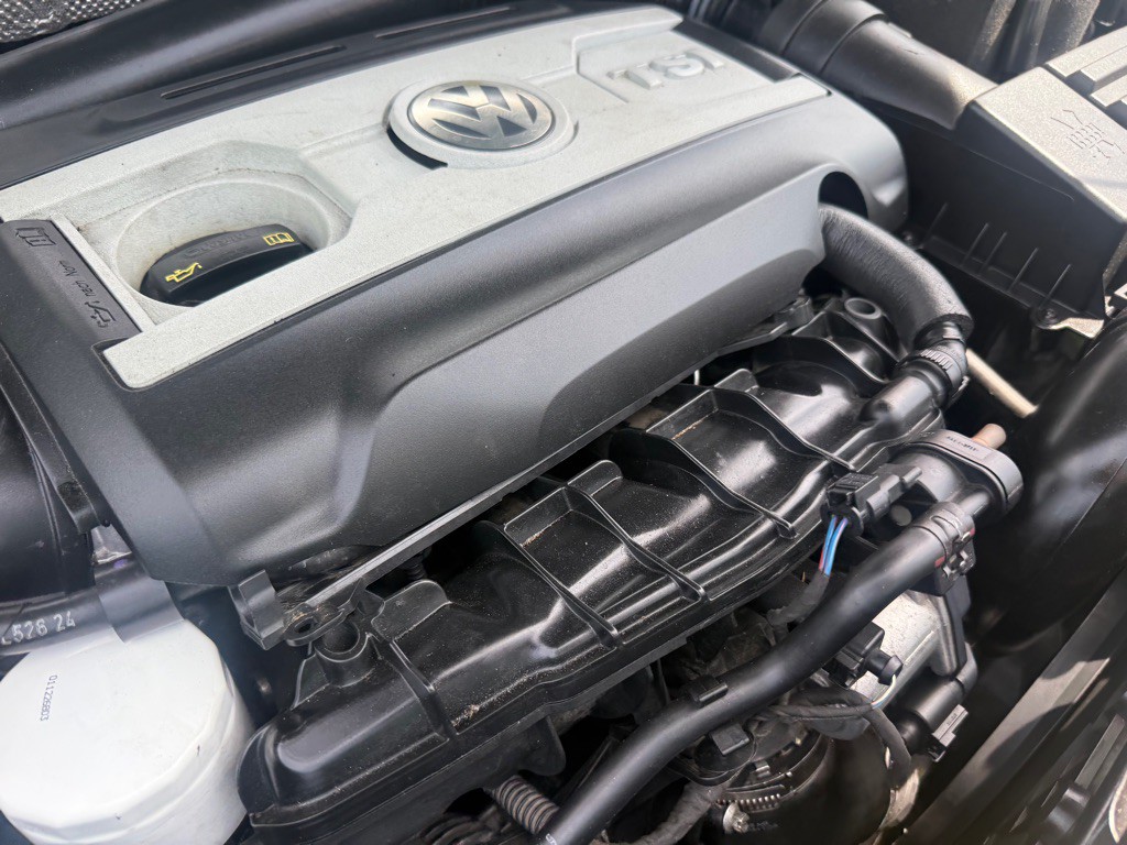 2013 Volkswagen Beetle Image 68