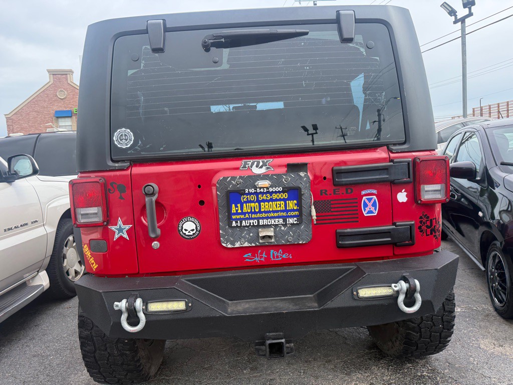 2010 Jeep Wrangler Image 3
