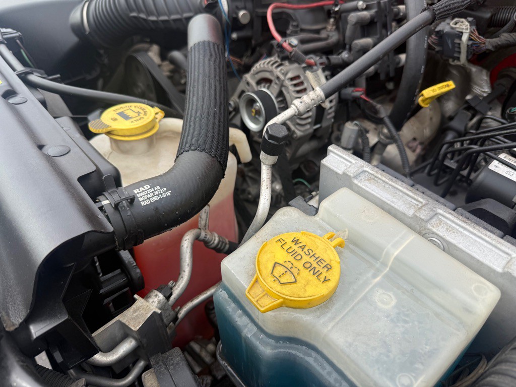 2010 Jeep Wrangler Image 28