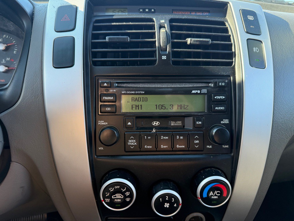 2007 Hyundai Tucson Image 26