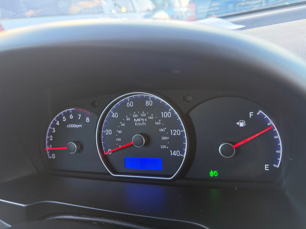 2010 Hyundai Elantra Image 27