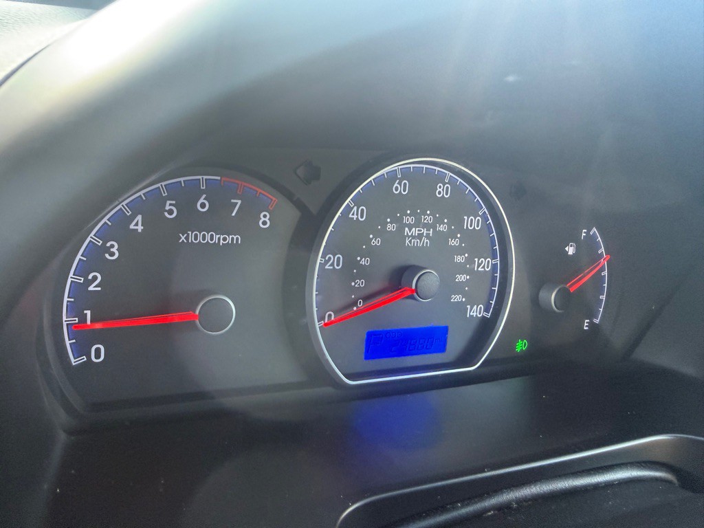 2010 Hyundai Elantra Image 28