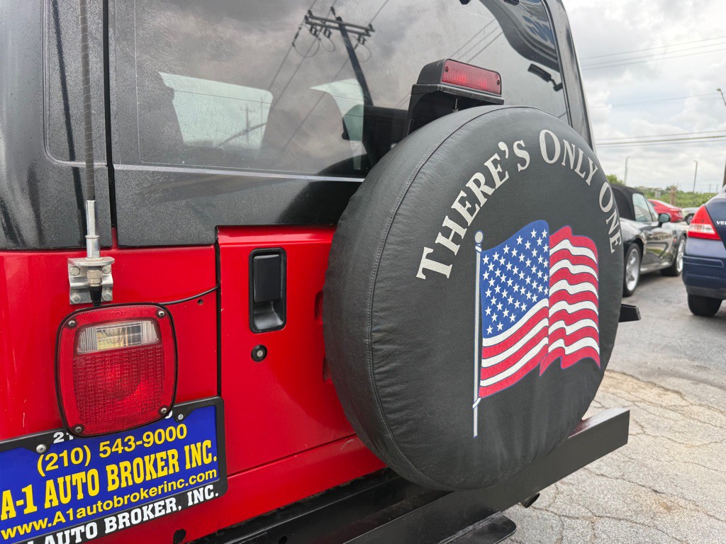 1995 Jeep Wrangler Image 29