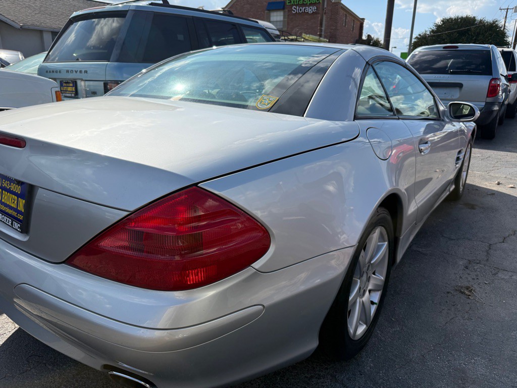 2003 Mercedes-Benz SL-Class Image 4