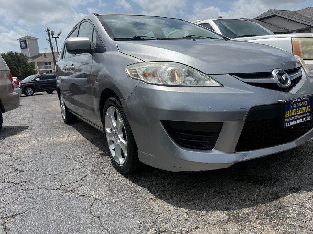 2010 Mazda Mazda5 Image 5
