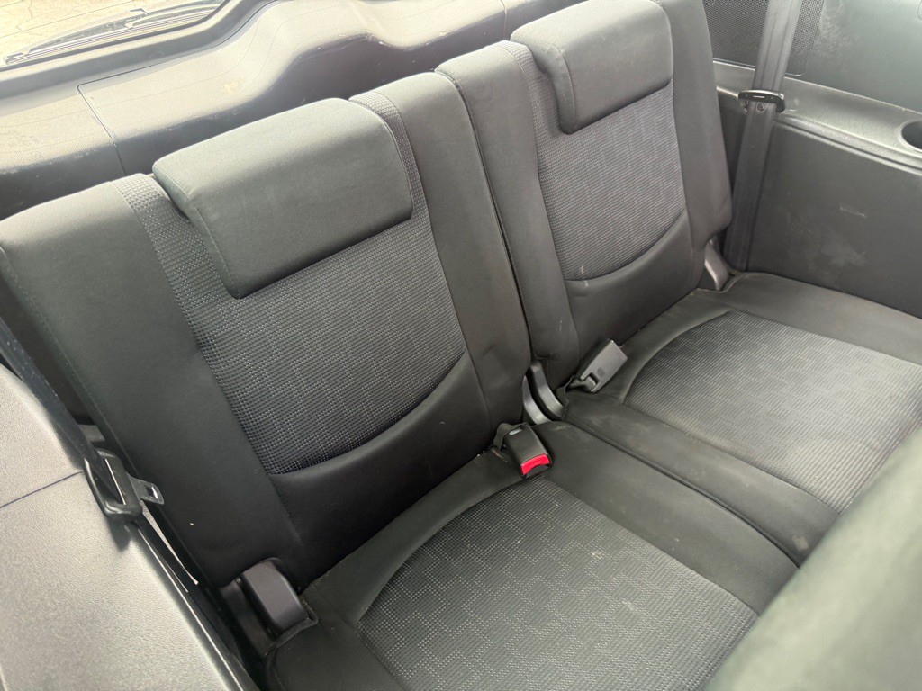 2010 Mazda Mazda5 Image 11
